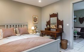 Old Charm Apartment - Keflavik Downtown